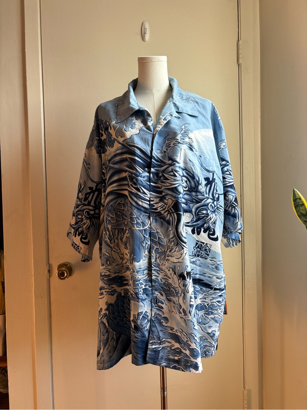 impaq Chinese dragon print short sleeve button front